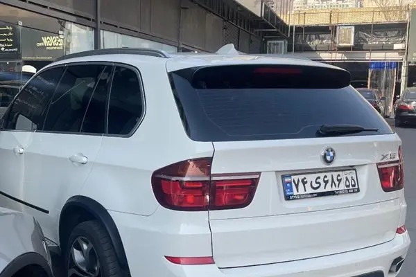 ب ام و، X5