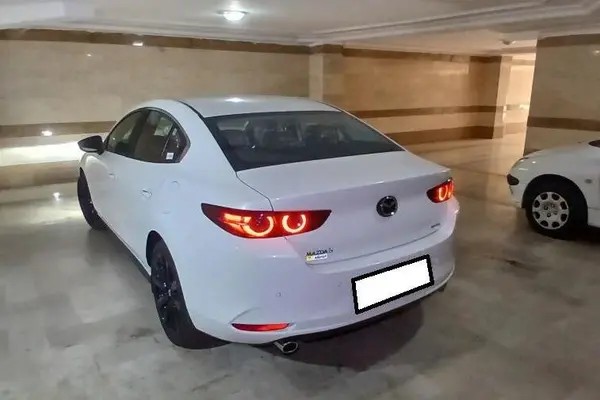 مزدا، 3 وارداتی