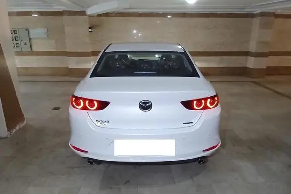 مزدا، 3 وارداتی