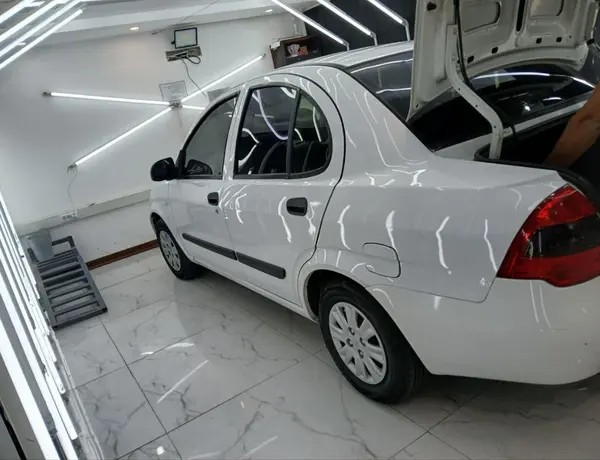 تیبا، صندوق دار
