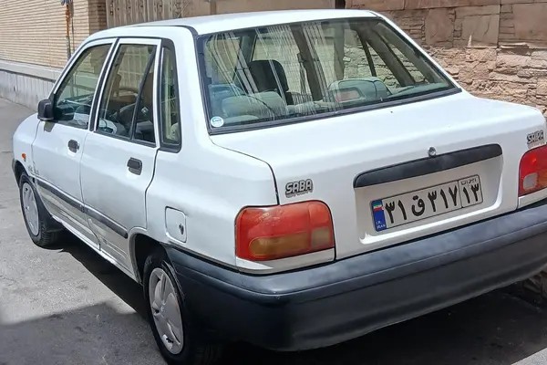 پراید، صندوق دار