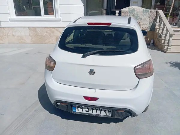 تیبا، هاچ بک