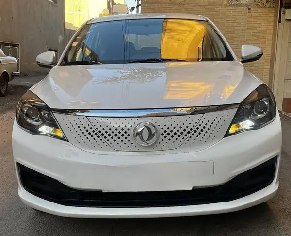 دانگ فنگ، E70