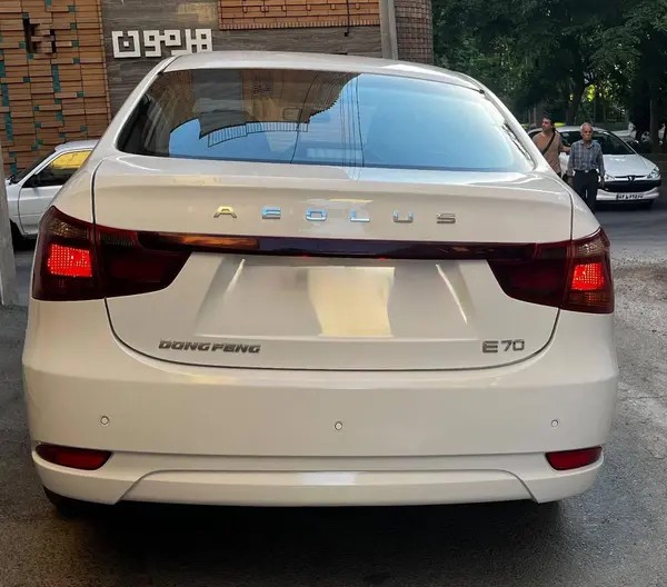 دانگ فنگ، E70