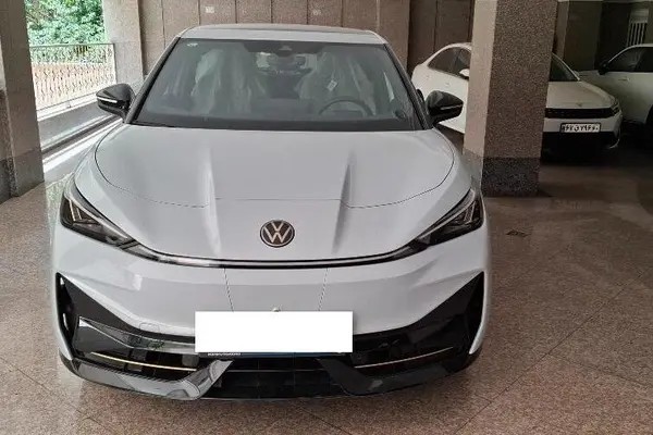 فولکس، آی دی یونیکس