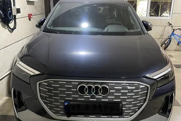 آئودی، Q4 e-tron