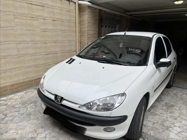 پژو، 206