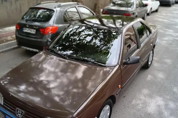 پژو، 405