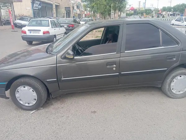 پژو، 405
