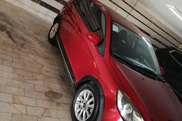 ام وی ام، 315هاچ بک