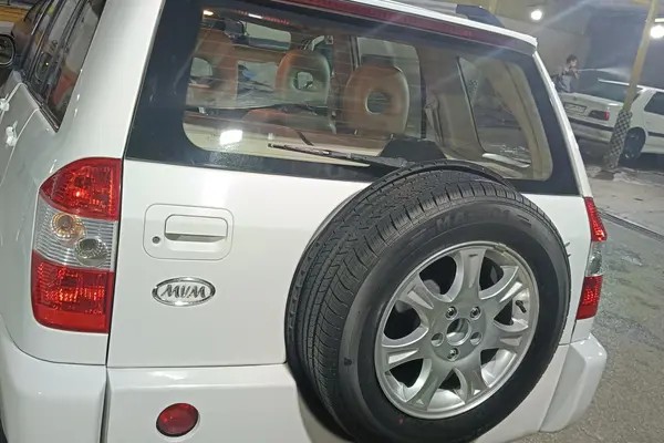 ام وی ام، X33