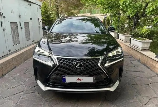 لکسوس، NX