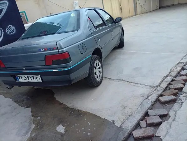 پژو، 405