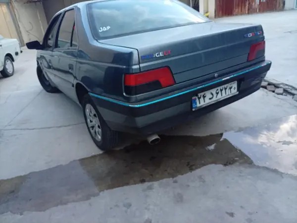 پژو، 405