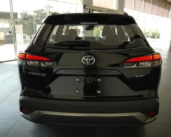 تویوتا، فرانت لندر هیبرید