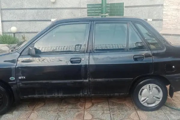 پراید، صندوق دار