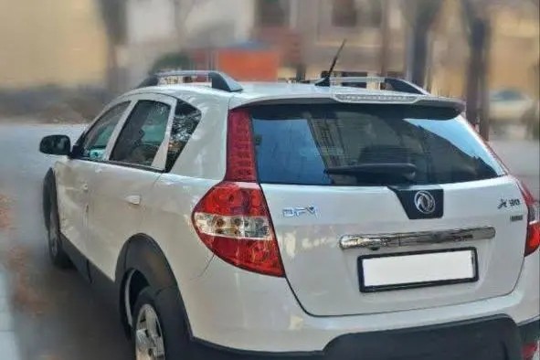 دانگ فنگ، H30 کراس