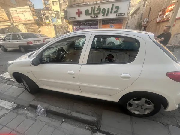 پژو، 207
