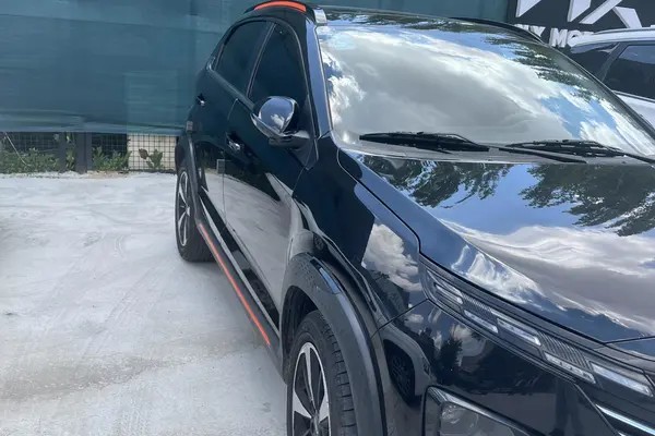 ام وی ام، X33 کراس