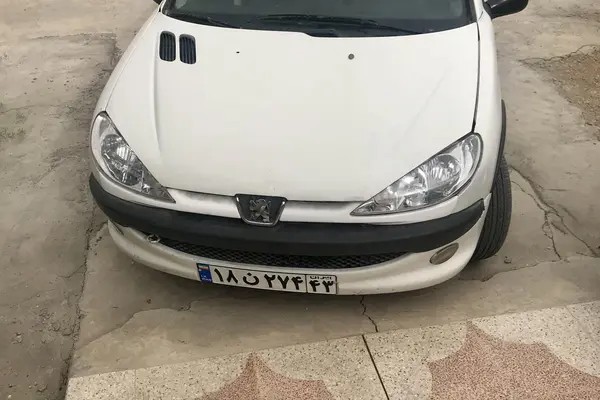 پژو، 206