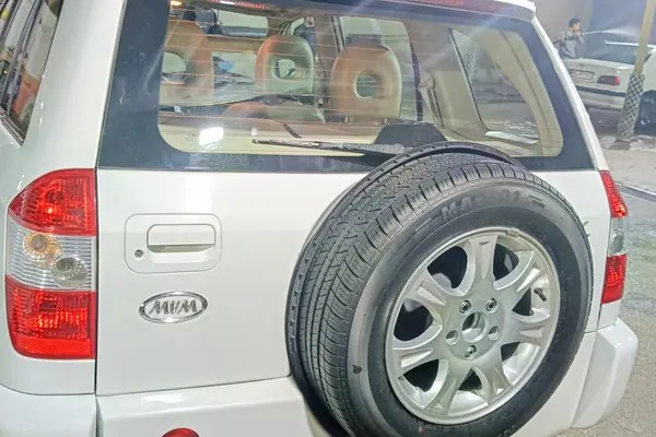 ام وی ام، X33