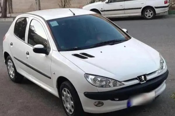 پژو، 206