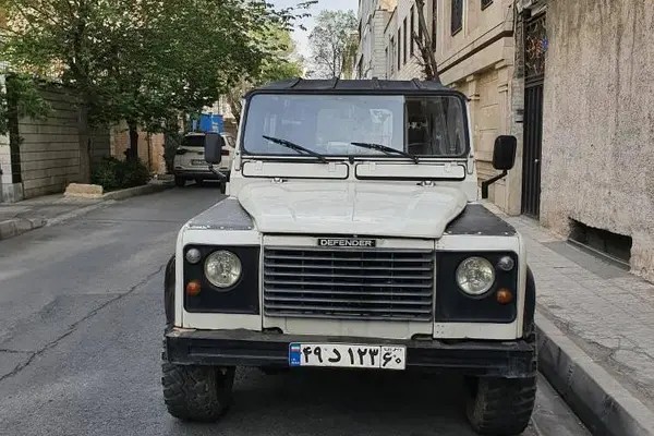 پاژن، دو در