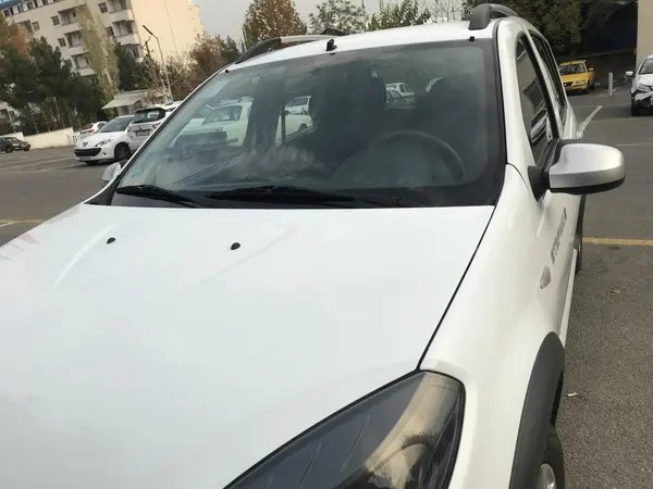 رنو، ساندرو استپ وی