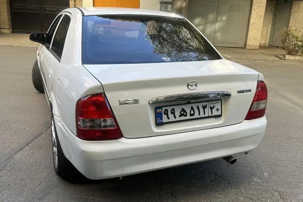مزدا، 323