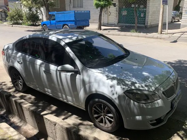 برلیانس، H330