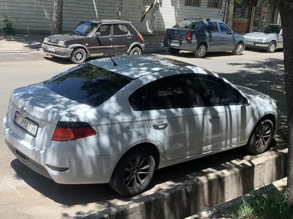 برلیانس، H330