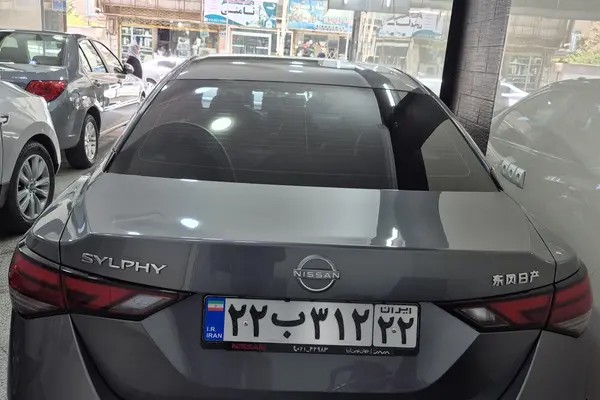 نیسان، سیلفی