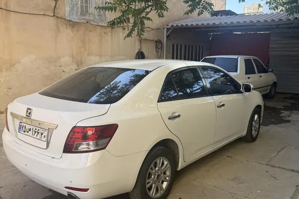 زوتی، آریو