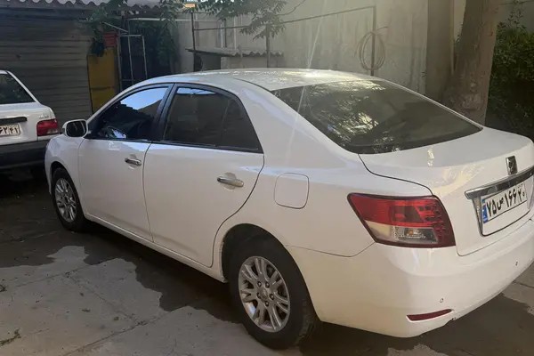 زوتی، آریو