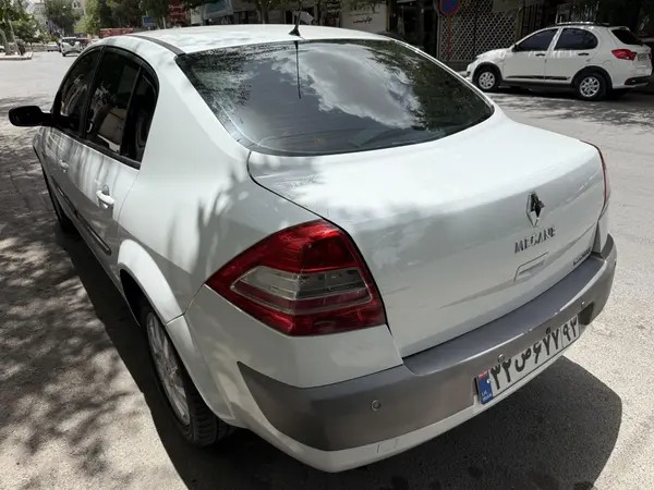 رنو، مگان (مونتاژ)