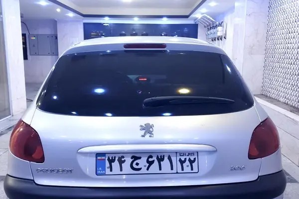 پژو، 206
