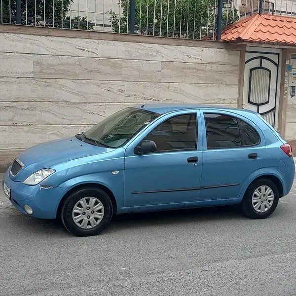 تیبا، هاچ بک