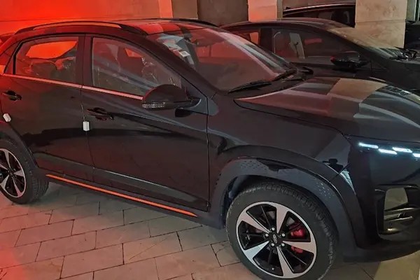 ام وی ام، X33 کراس