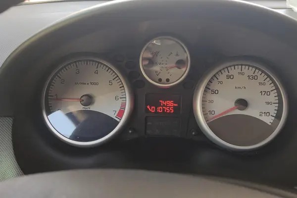پژو، 207