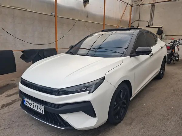 کی ام سی، J7