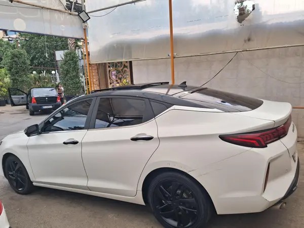 کی ام سی، J7