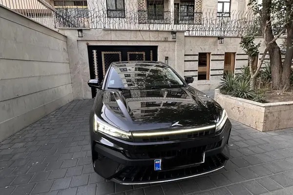کی ام سی، J7