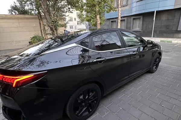 کی ام سی، J7
