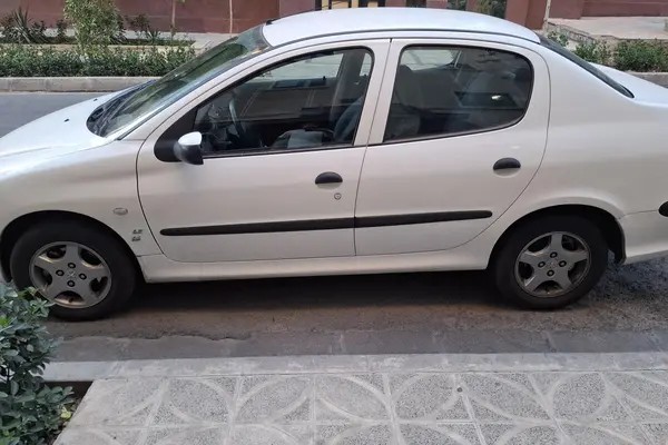 پژو، 206 SD