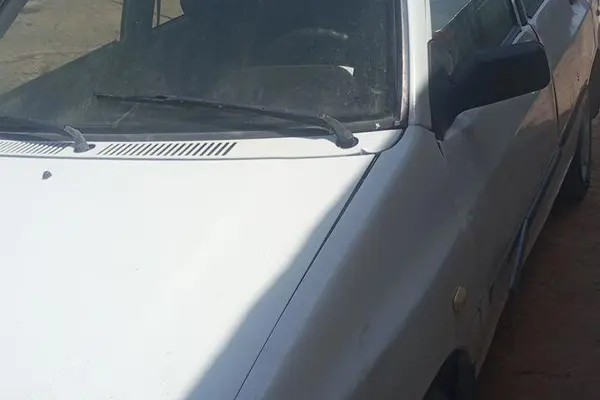 پراید، صندوق دار