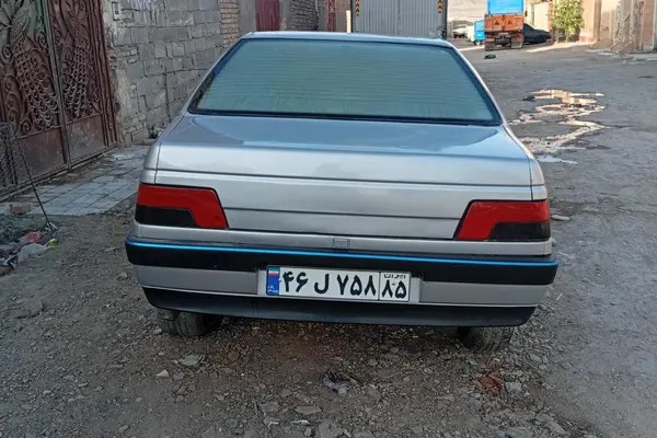 پژو، 405