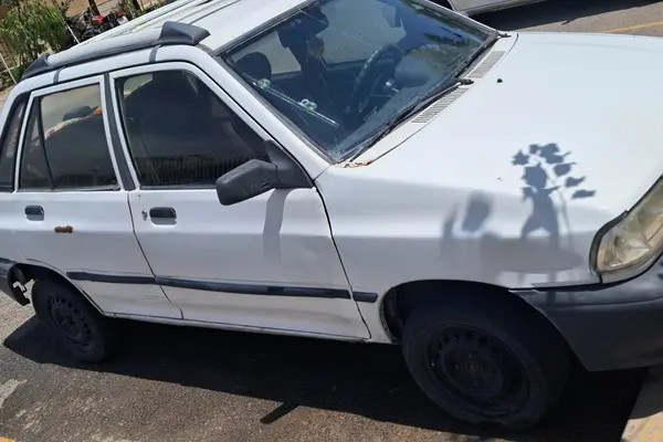 پراید، صندوق دار