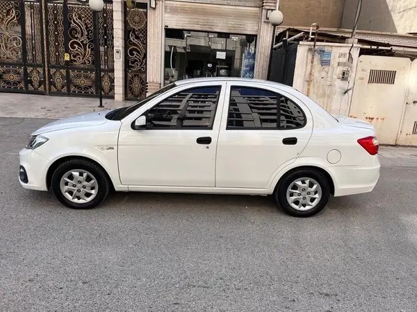 ساینا، S