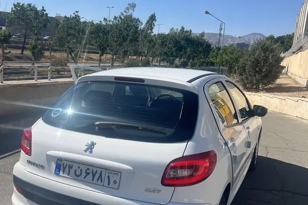 پژو، 207