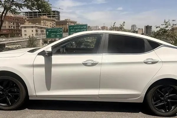 کی ام سی، J7